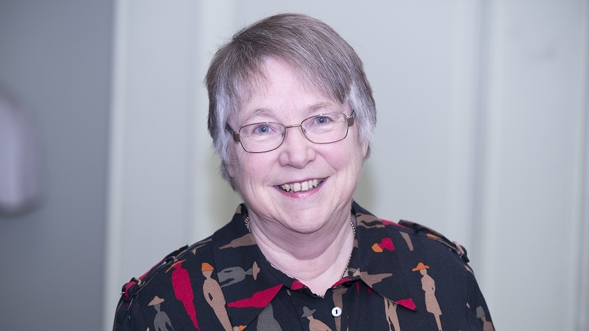 Professor Hilary Pinnock